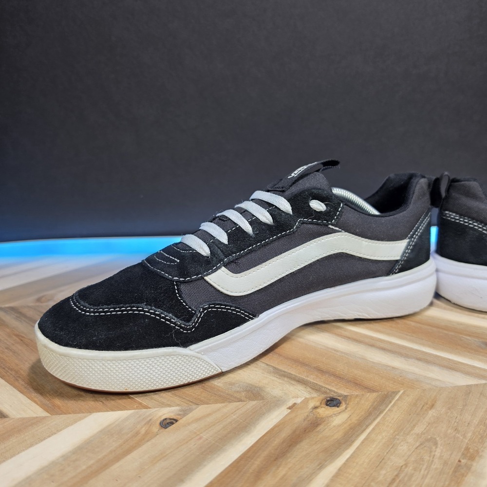 Vans Range EXP Mens Size 11.5 Black White Suede Lace Up Casual Skate Sneakers - Picture 5 of 13